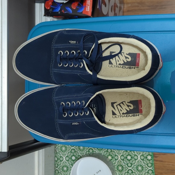 Men's Vans - Size 10.5 Blue Suede Era ULTRACUSH - Picture 3 of 6